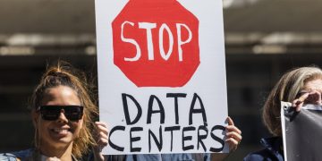 Data center, anche a Rho cresce il fronte di chi non li vuole