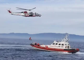‘Squalo 2026’, nel Golfo di Cagliari si simula l’ammaraggio di un Boeing