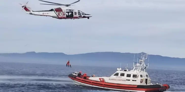 ‘Squalo 2026’, nel Golfo di Cagliari si simula l’ammaraggio di un Boeing