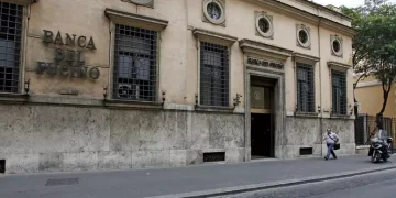 Aggiotaggio, perquisiti presidente e ad della Banca del Fucino