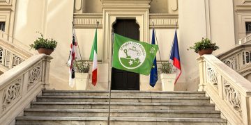 Bandiera Verde 2026, Cagliari premiata dai pediatri per la spiaggia amica dei bambini
