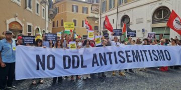 ‘No al ddl Antisemitismo’: il presidio a Montecitorio