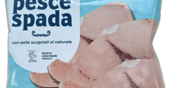 Mercurio oltre i limiti: richiamati tranci di pesce spada surgelati