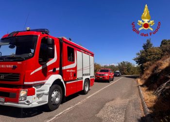 Paura a Mamoiada, incidente tra quattro moto: due finiscono nella scarpata