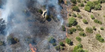 Vasto incendio a Castiadas, due elicotteri sul posto