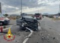 Paura a Olbia, scontro tra auto e furgone: tre feriti gravi