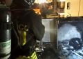 Abitazione in fiamme a La Maddalena, intervento dei Vigili del Fuoco