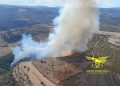 Vasto incendio a Ittiri, in azione due elicotteri