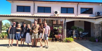 Il mondo si ritrova in Ogliastra, l’oleoturismo è l’avanguardia del turismo in Sardegna