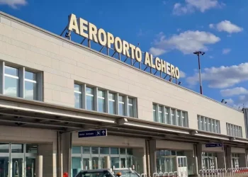 Cresce il numero dei passeggeri negli aeroporti sardi, sempre più stranieri