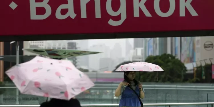 Inondazioni a Bangkok, dichiarato lo stato di calamità