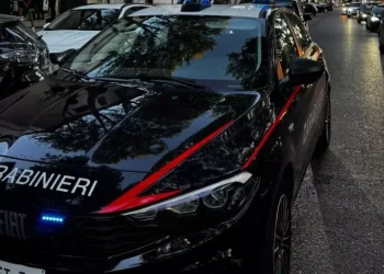 Minore pianifica un’aggressione con coltello a una docente, fermato dai carabinieri
