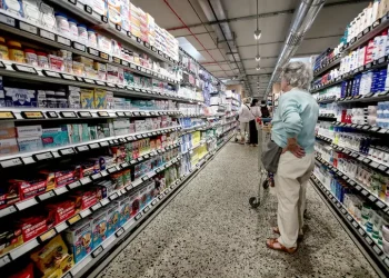 Istat, a settembre cala fiducia di consumatori e imprese