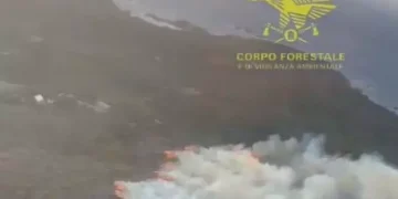 Incendi, l’Isola unica regione del Sud in controtendenza tra 2025 e 2026