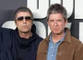 Nuova data del tour degli Oasis a Roma, l’annuncio dei fratelli Gallagher: “Ci vediamo anche il 26 luglio”