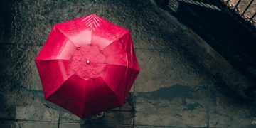 Temporali in arrivo, l’allerta degli esperti: in uno o due giorni potrebbe cadere la pioggia di un mese