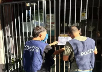 Minorenni e pregiudicati nel locale, questore chiude sala slot a Sassari