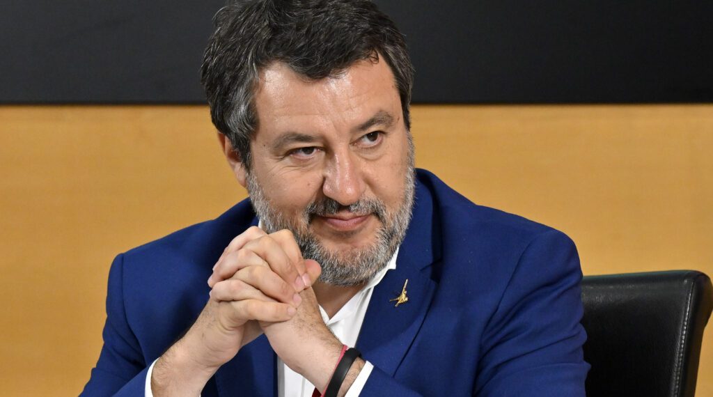 Salvini prova a ricucire la Lega: “La frangia nordista? Io sono nordista dal 1990”