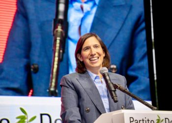 Schlein: “Uniti per battere le destre. Pronti in qualsiasi momento per il voto”