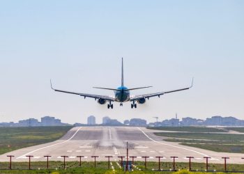 Nuove Rotte, approvate le direttive per il potenziamento del traffico aereo