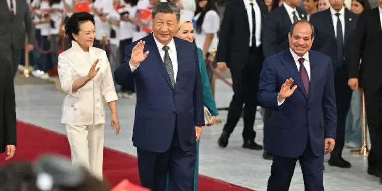 Egitto, Al-Sisi riceve Xi Jinping al Palazzo presidenziale di Al-Ittihadiya: focus sulle relazioni tra i Paesi