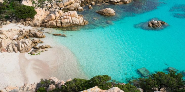 Turismo: la Sardegna per la prima volta entra nella prestigiosa lista “Where to Go” delle destinazioni consigliate per il 2027