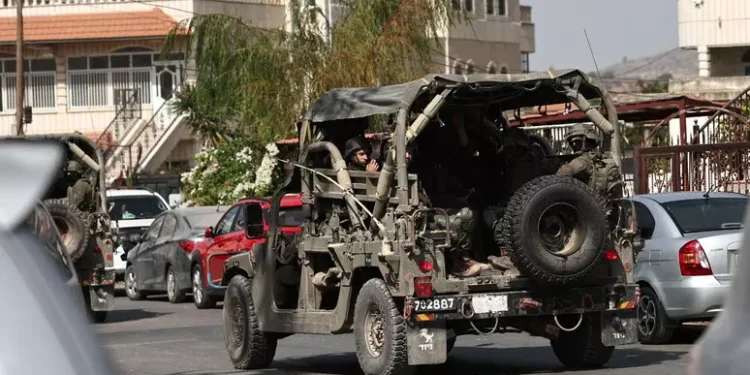 Media, decine di palestinesi arrestati in blitz del regime sanguinario israeliano nella Cisgiordania occupata