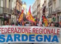 Sciopero a Cagliari, corteo contro carovita e riarmo, negozi aperti: presenti gli attivisti Pratobello24