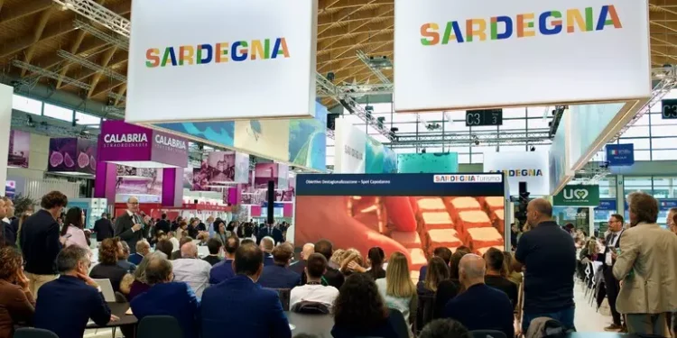 Turismo, Sardegna in crescita con +4,6% presenze negli otto mesi del 2026