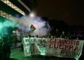 Torino, polizia cerca di impedire corteo per la Palestina: cariche e scontri