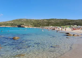 Il mare della Sardegna si conferma fra i più puliti anche nel 2026