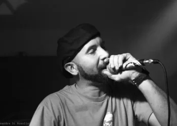 Randagiu Sardu protagonista a “La musica che gira in tondo”