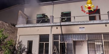 Paura a Serdiana, incendio nella notte in abitazione