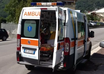 Auto contro un trattore a Samassi, morto un 35enne