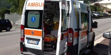 Auto contro un trattore a Samassi, morto un 35enne