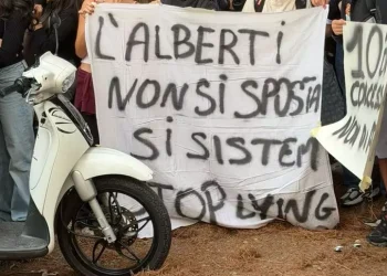 Protesta all’istituto Alberti a Cagliari ‘nostro futuro è liceo sportivo’