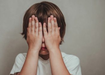 Nel 2025 oltre 7mila minorenni vittime di violenza, dal 2015 i reati di abuso aumentati del 43%