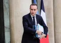 Caos in Francia, premier Lecornu ordina l’attuazione di ‘diversi coprifuoco’
