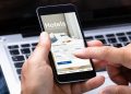La Commissione europea apre un’indagine formale su Booking: “Non vigila abbastanza sulle frodi”