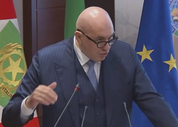 Energia, Crosetto: “Il nucleare è materia di sicurezza nazionale, la Difesa c’è”