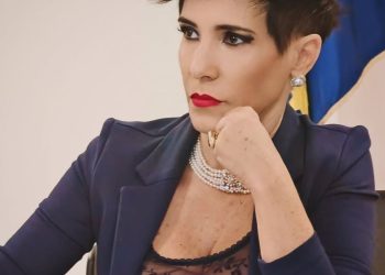 Insulti sessisti all’assessora regionale Desiré Manca, la denuncia sui social