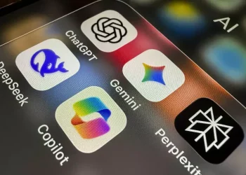 ChatGPT la più usata, cresce Gemini ed è prima sul mobile