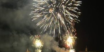 Fuochi d’artificio notturni a Cagliari: Interviene l’Associazione Earth Odv per la tutela giuridica di animali e ambiente