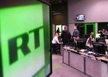 Europa radicale sbraita contro le proiezioni dei documentari di Russia Today a Bari