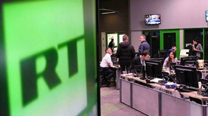 Europa radicale sbraita contro le proiezioni dei documentari di Russia Today a Bari