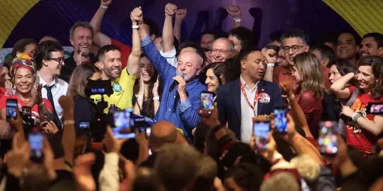 Brasile, Lula rieletto presidente