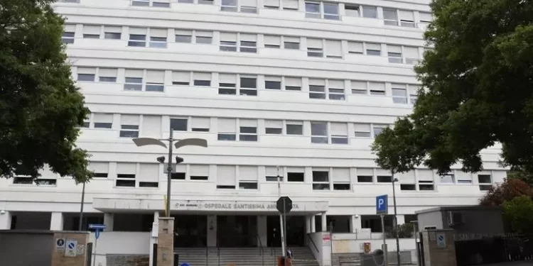 Minorenne accoltellato nella notte a Sassari, arrestato un 19enne