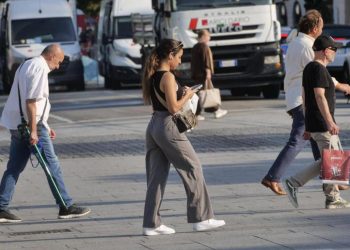 Nuovo codice della strada, regole per i pedoni e multe: cosa cambia e da quando