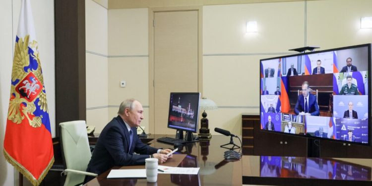 Putin ha proposto un incontro a tre con Trump e Xi Jinping per discutere di Ucraina