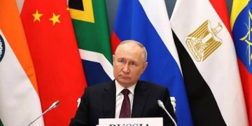 Putin: “Brics possono fungere da prototipo per la costruzione di un nuovo ordine mondiale”